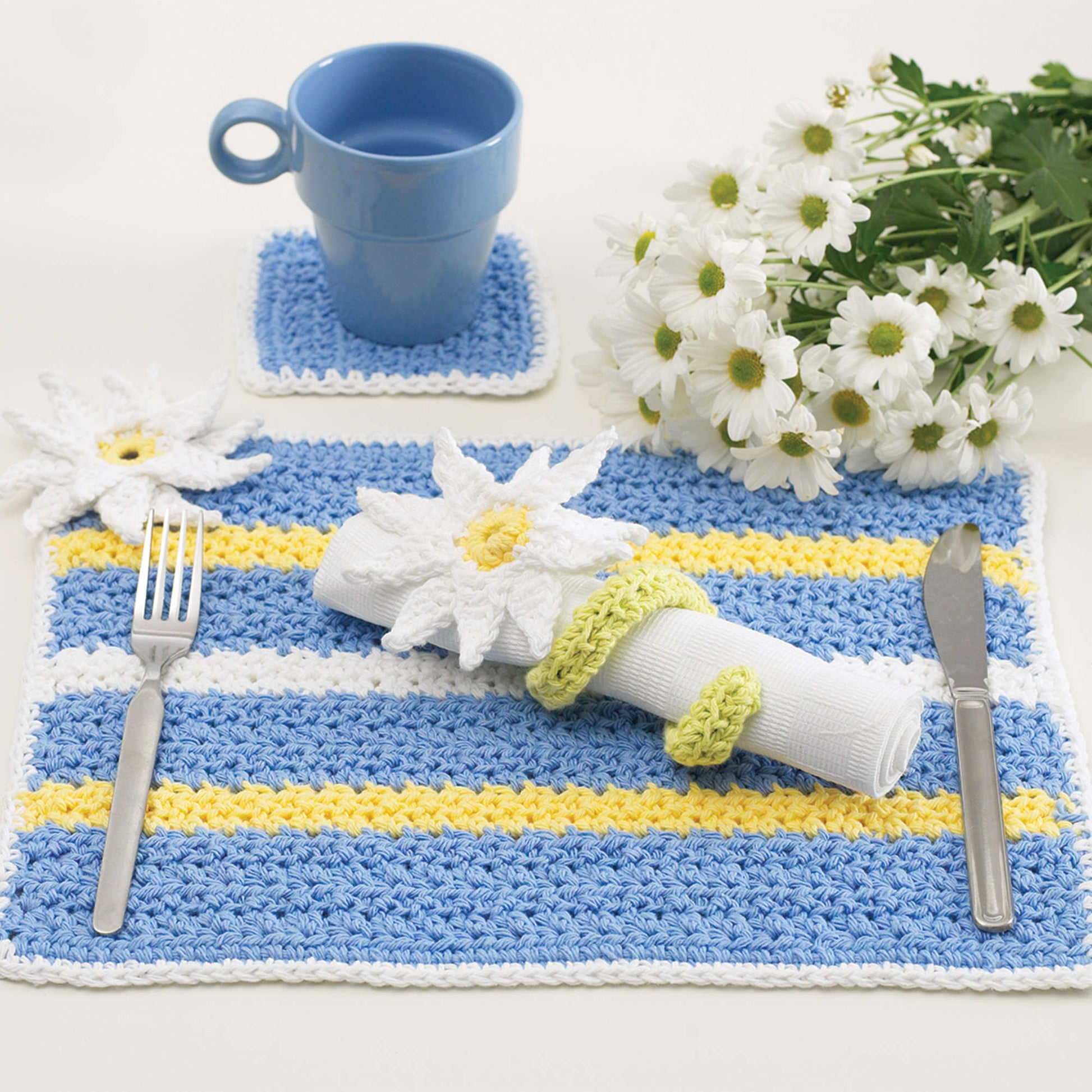 Free Lily Sugar'n Cream Daisy Table Setting Crochet Pattern